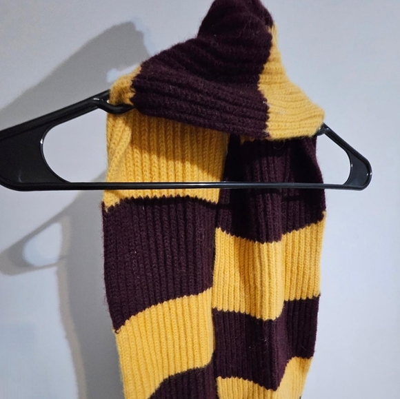 Abercrombie & Fitch Wool Scarf - Picture 4 of 5